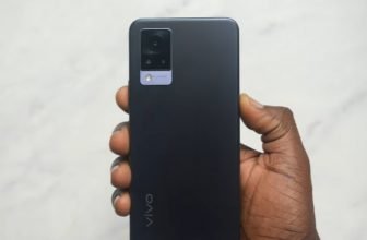 vivo V21